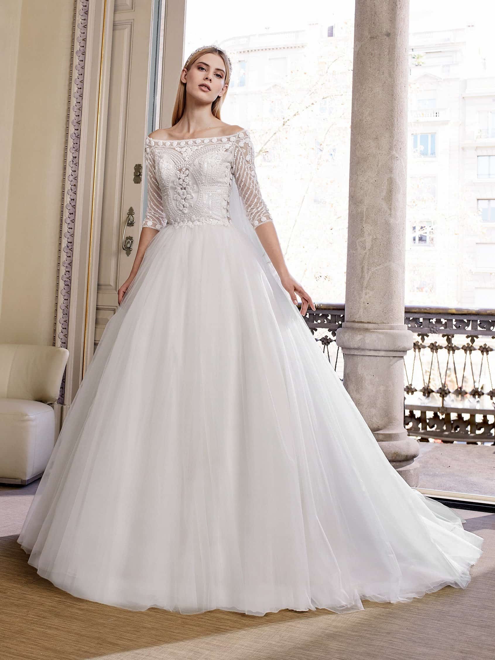 Stunning Princess Wedding Gown Off The Shoulder Bodice Modes Bridal NZ